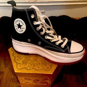 Black Converse Platform Sneakers – Excellent Condition!